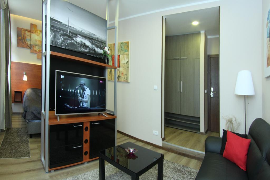 Gala Luxury Suites Belgrade Room photo